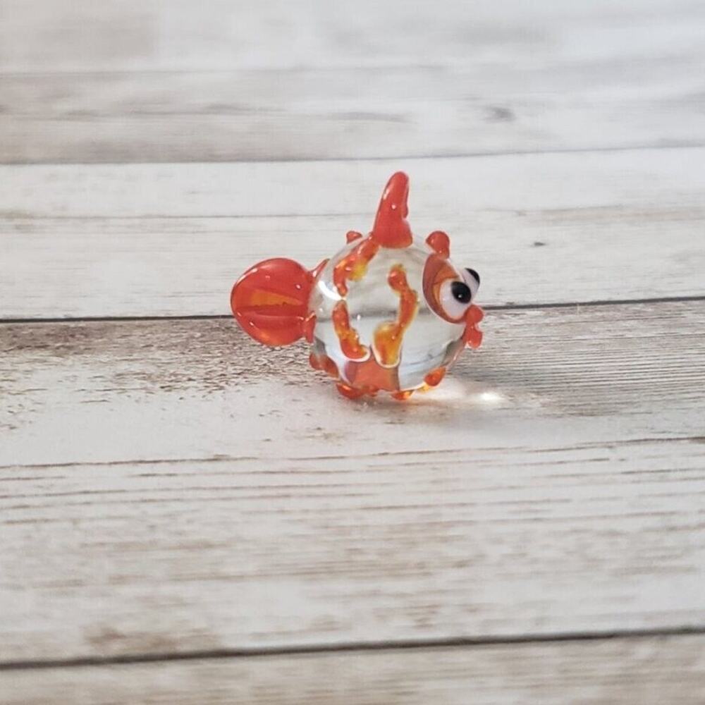 Handmade Glass Orange Spotted Fish Pendant (No Chain Included) - New